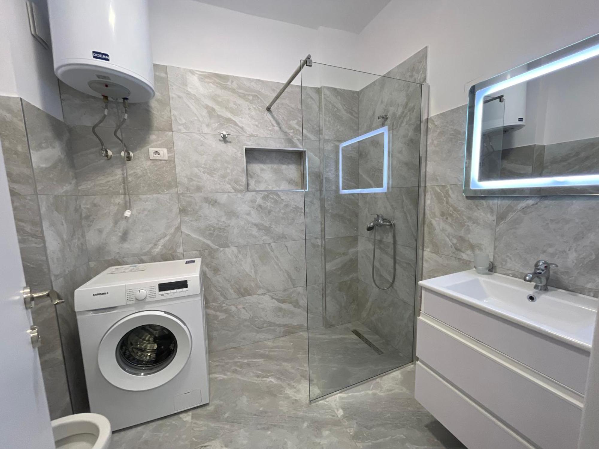 Modern Apartment In Central Wlora Zewnętrze zdjęcie